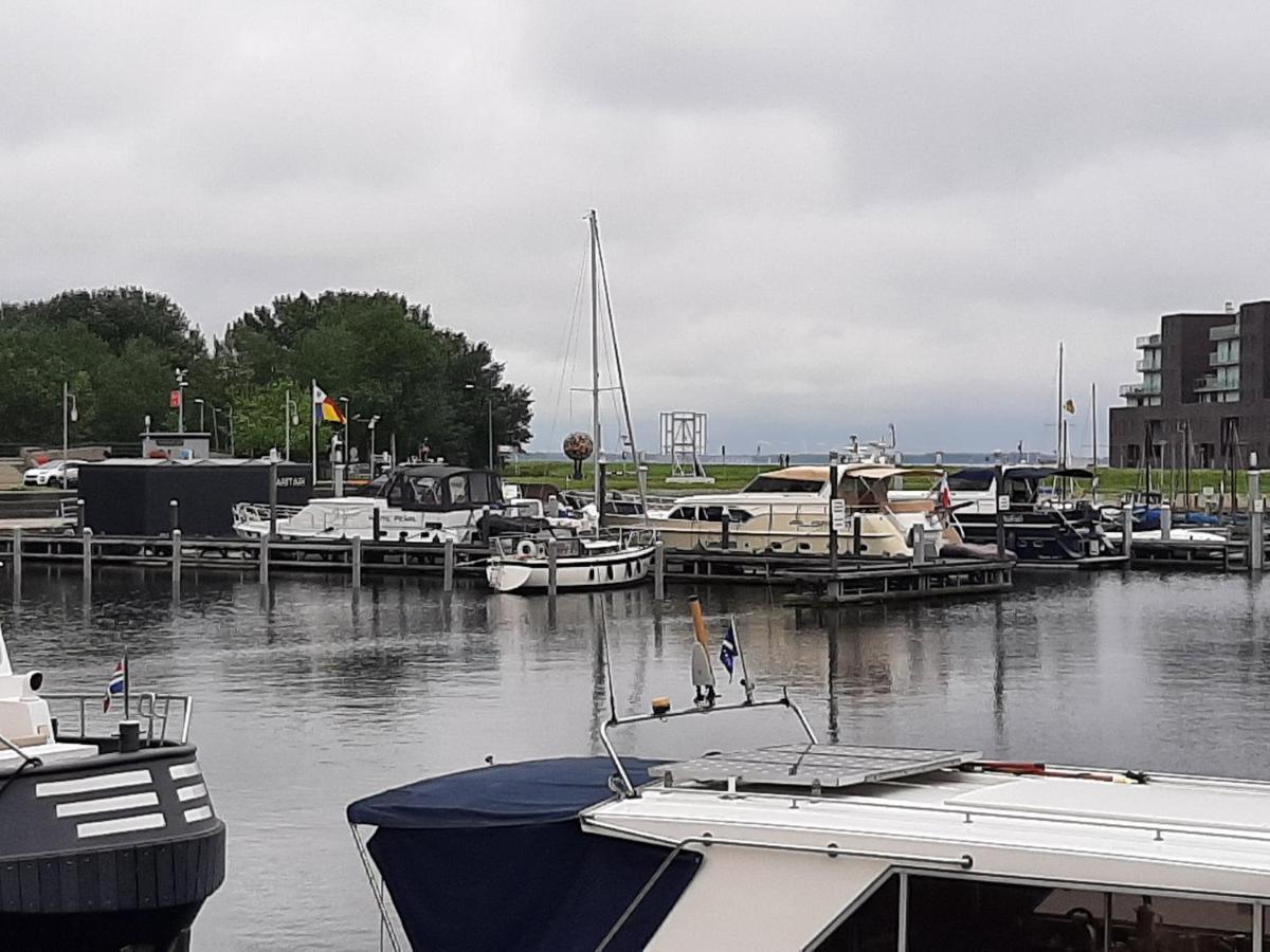 Aan De Kerkgracht Lejlighed Almere Eksteriør billede